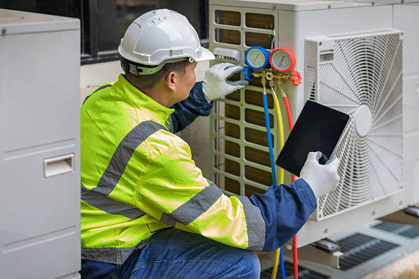 Professional Hvac technician working in Midland, MI